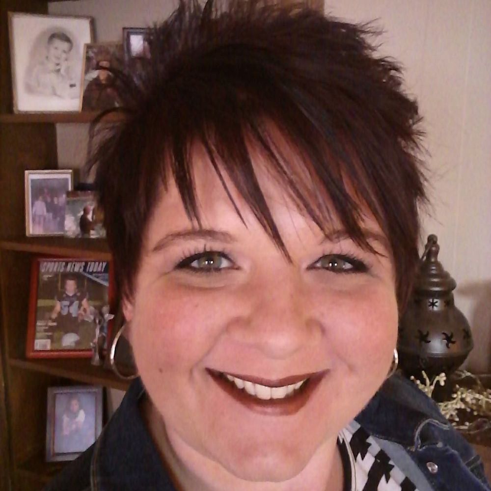 Meet your Posher, Denise